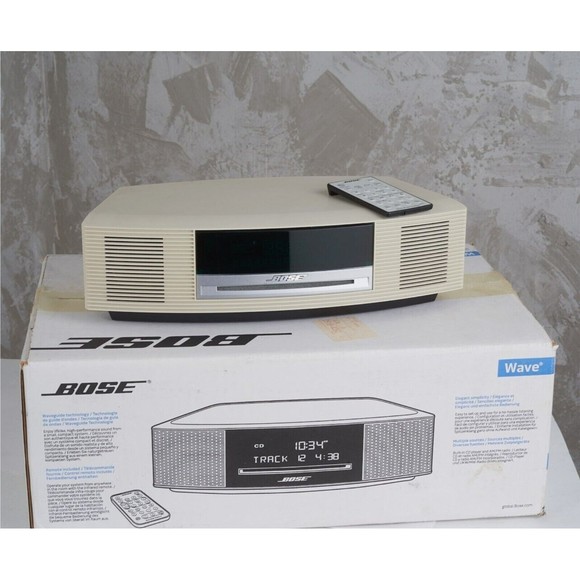 COPY - Excellent Bose Wave Music System AM/FM Radio CD Aux Player Cream AWRCC2 … - Picture 1 of 12